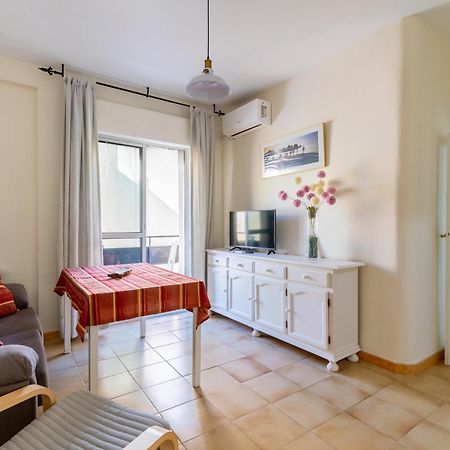 Apartamento Familiar Maria Auxiliadora Sevilla Dış mekan fotoğraf