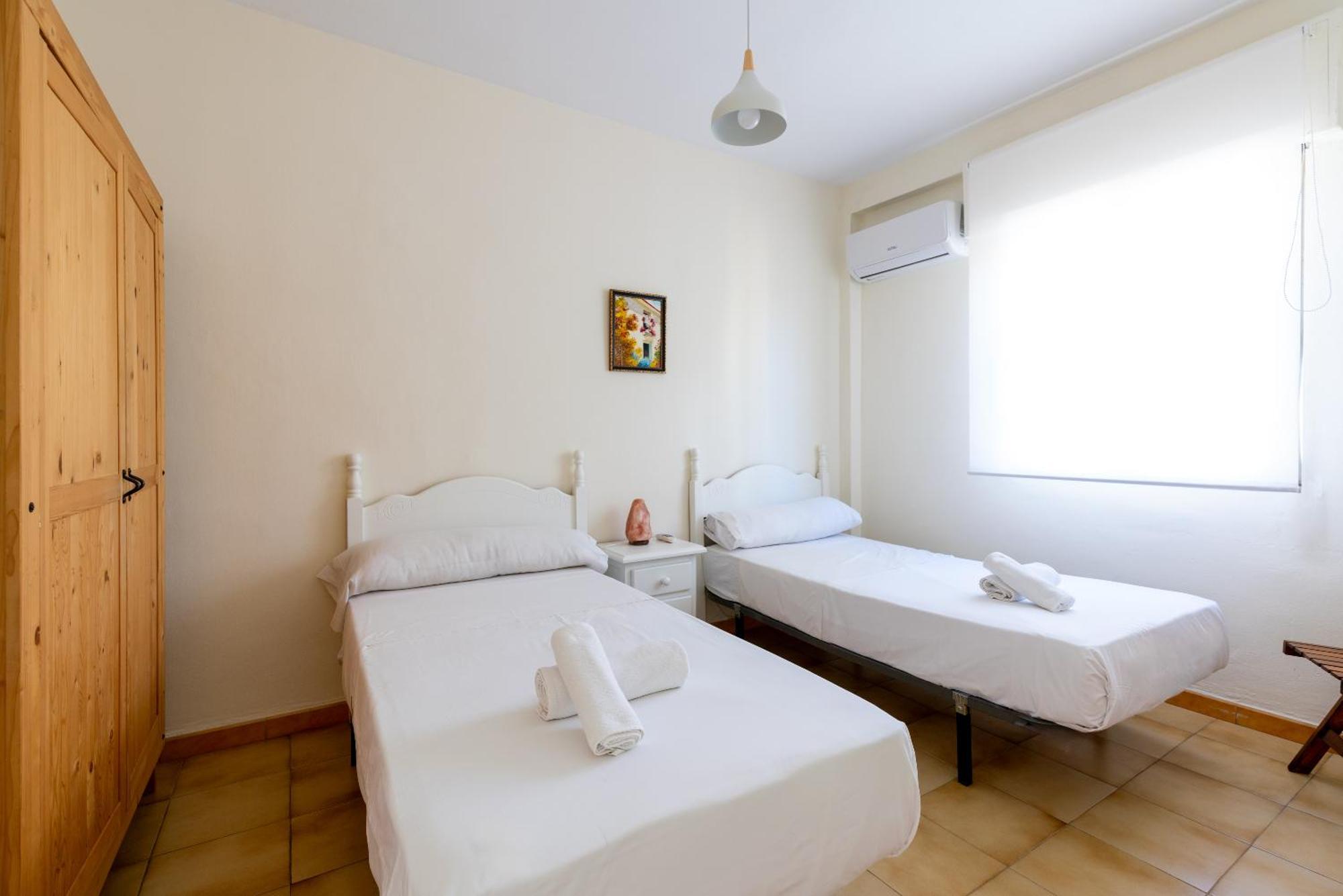 Apartamento Familiar Maria Auxiliadora Sevilla Dış mekan fotoğraf