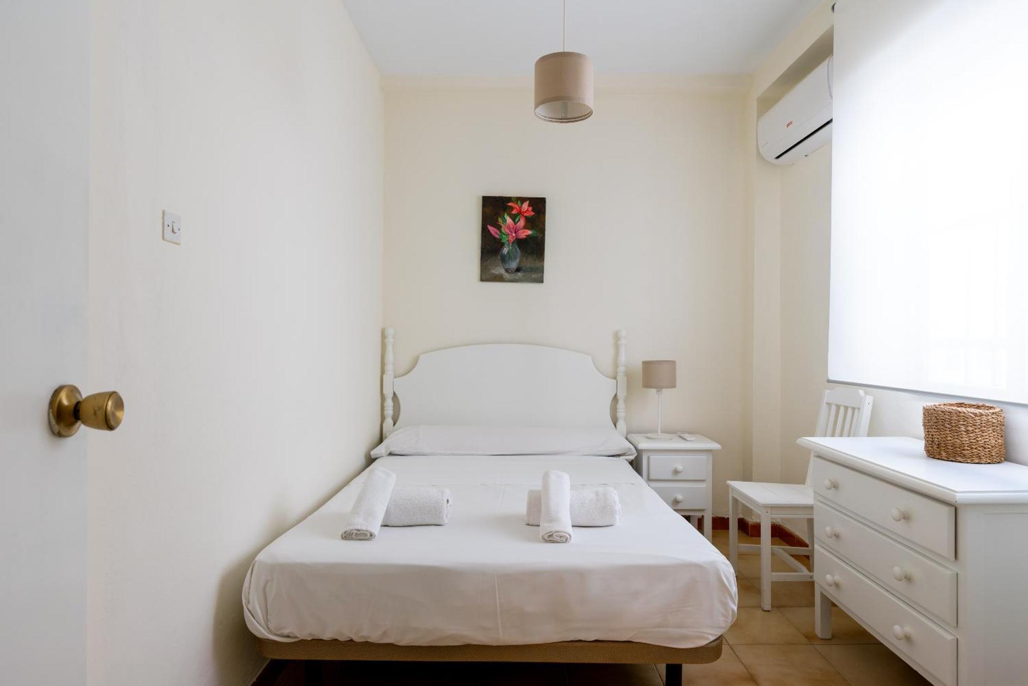 Apartamento Familiar Maria Auxiliadora Sevilla Dış mekan fotoğraf