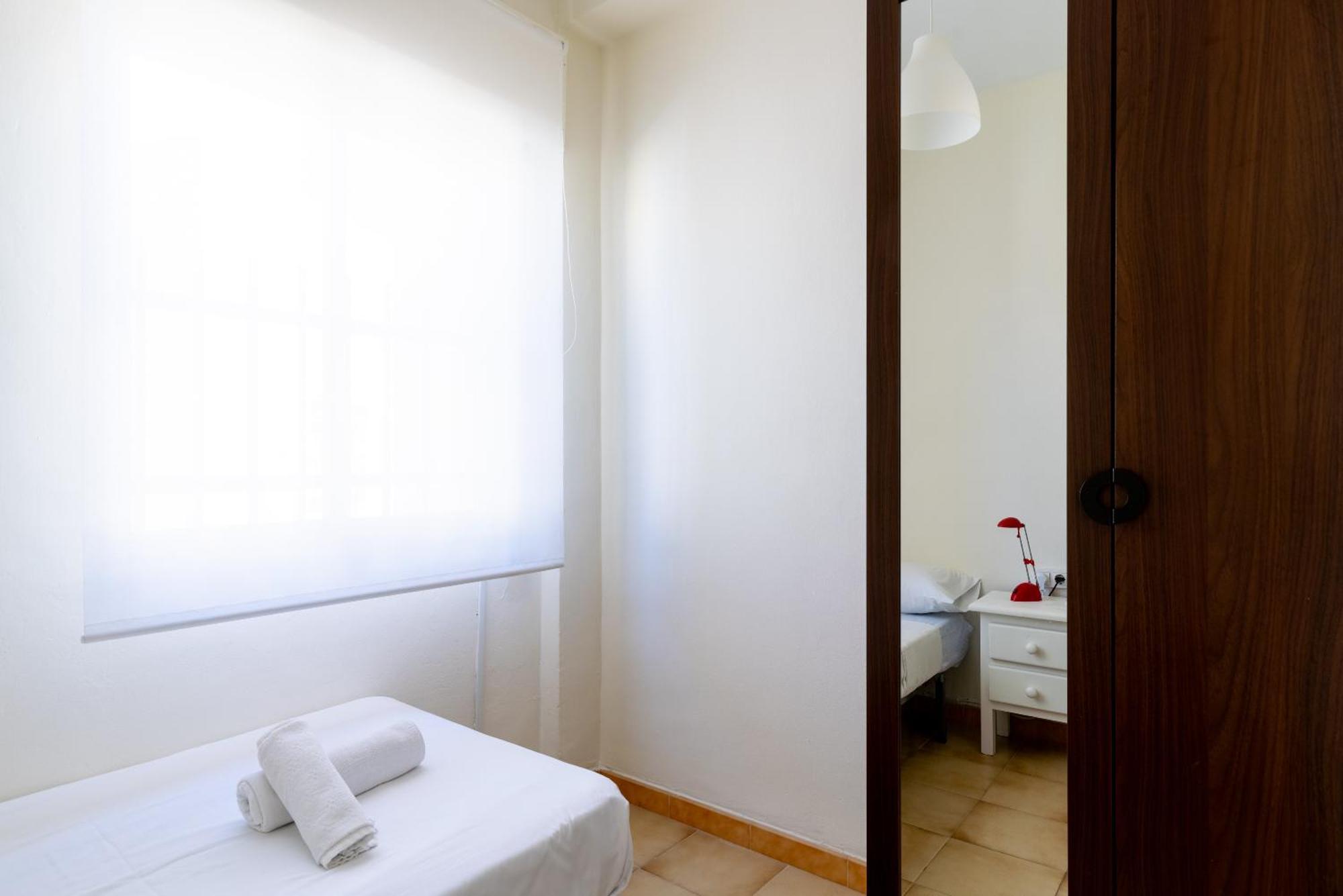 Apartamento Familiar Maria Auxiliadora Sevilla Dış mekan fotoğraf