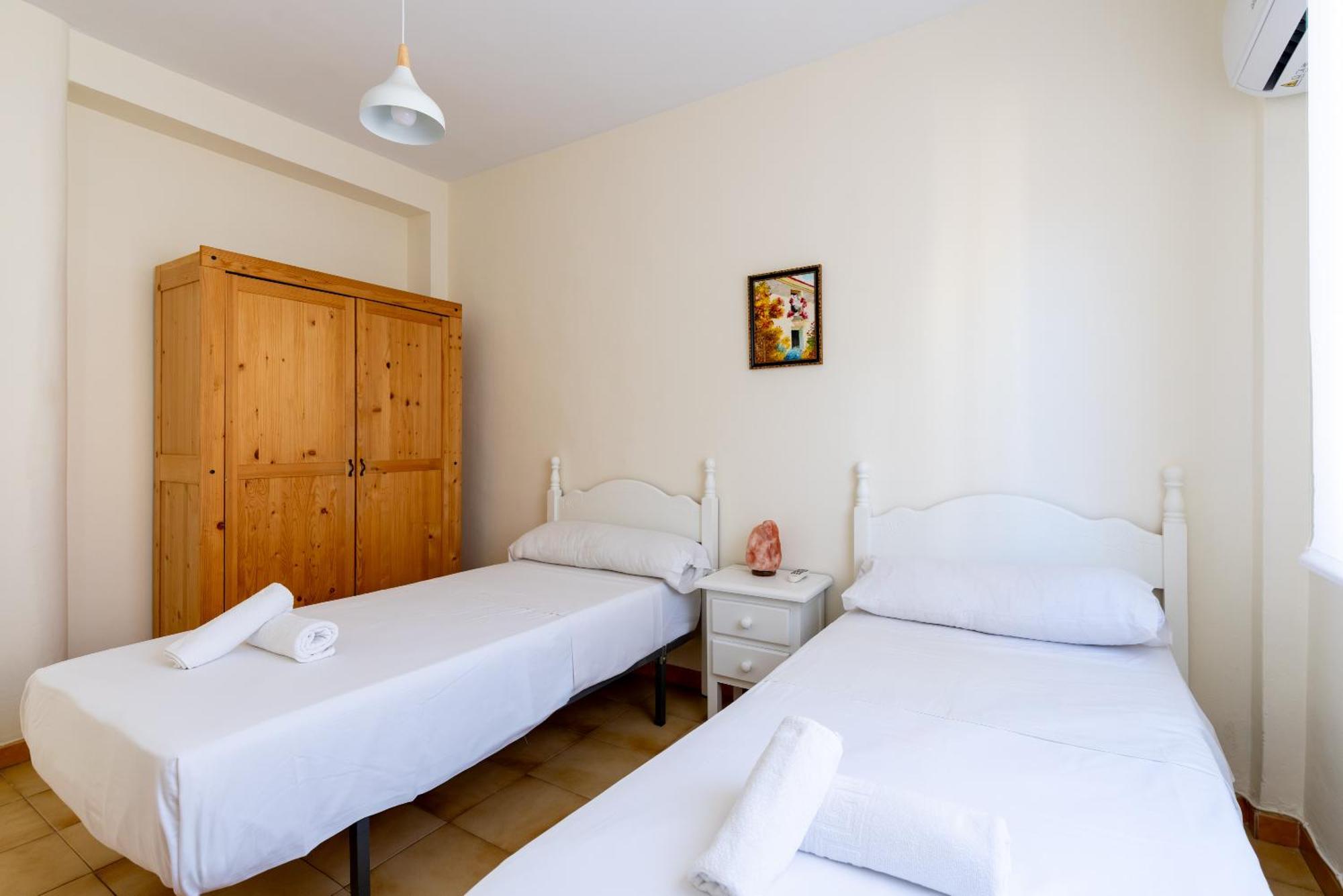 Apartamento Familiar Maria Auxiliadora Sevilla Dış mekan fotoğraf