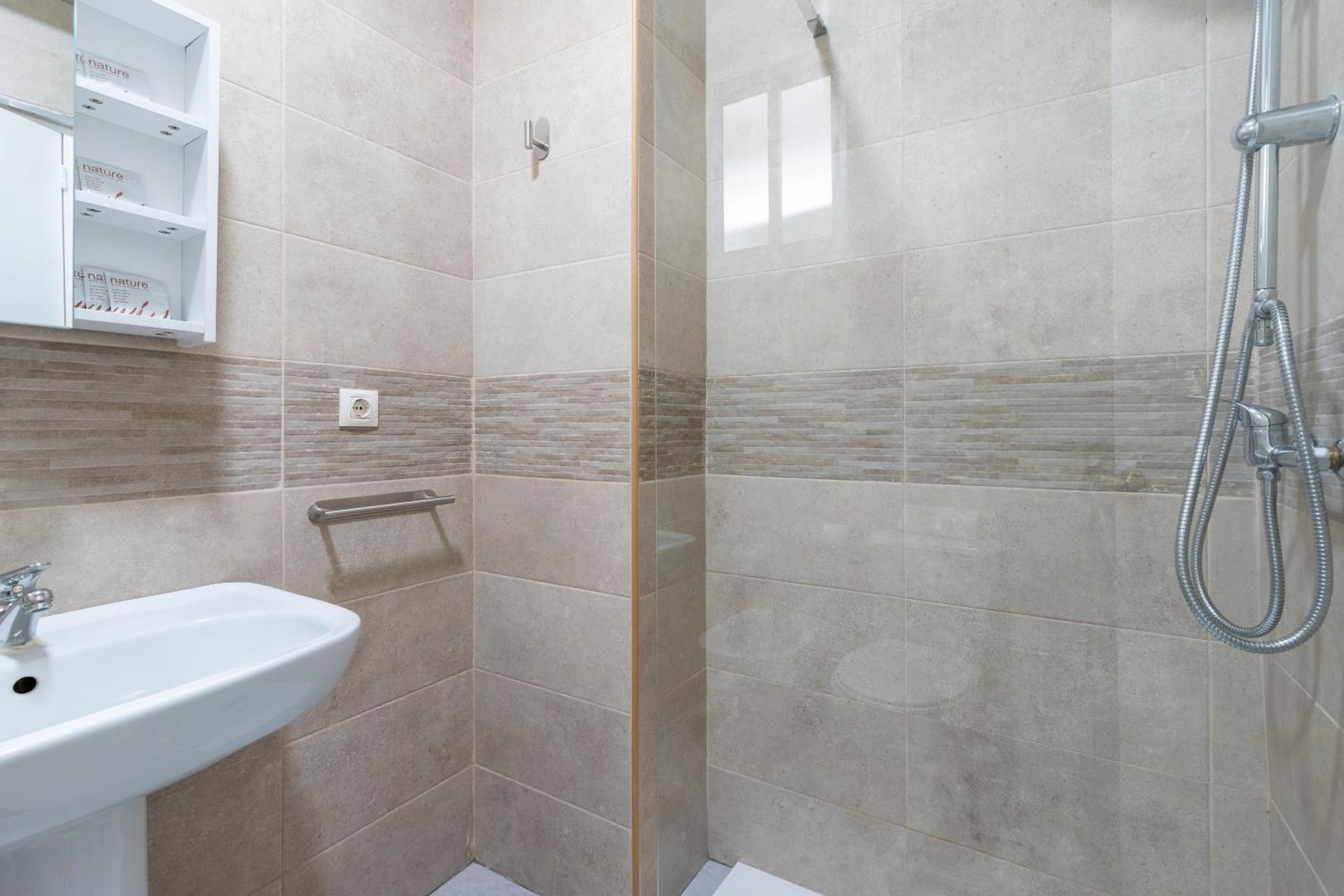 Apartamento Familiar Maria Auxiliadora Sevilla Dış mekan fotoğraf